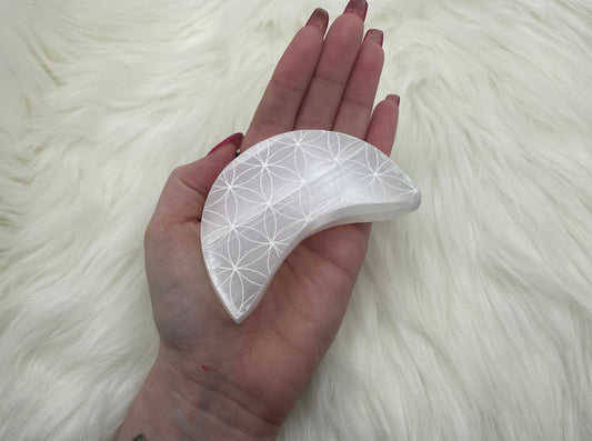Selenite Engraved Cresent Moon Charging Plate - 3 Inch Crystal